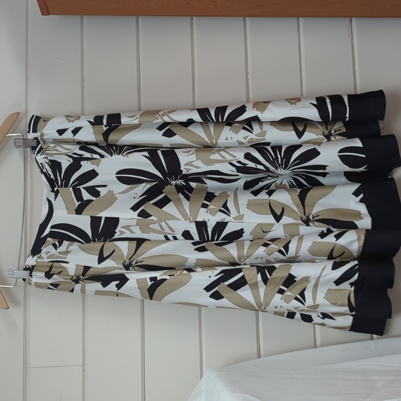 Silk flowy skirt, fully lined, size L - Picture 2 of 5